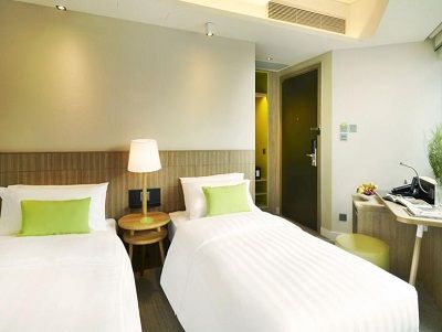 Hotel Ease Access Wan Chai Hongkong Exteriör bild