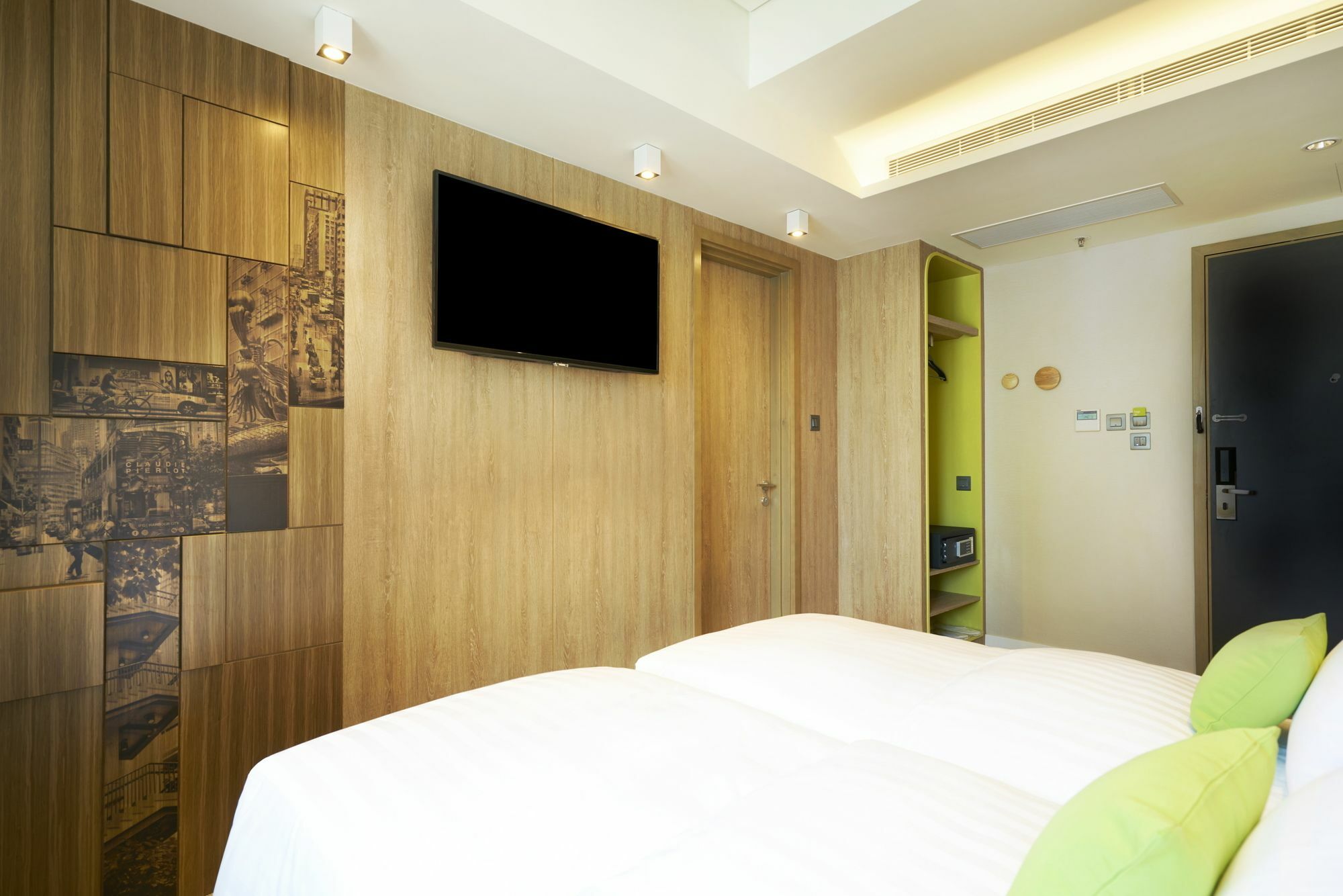Hotel Ease Access Wan Chai Hongkong Exteriör bild